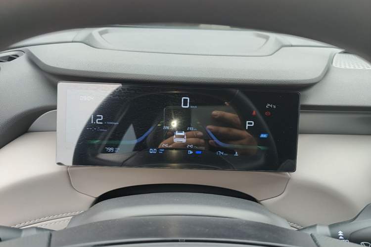Used Geely Auto FX11 2025 4th Generation 1.5TD DCT – The Start Instrument Cluster