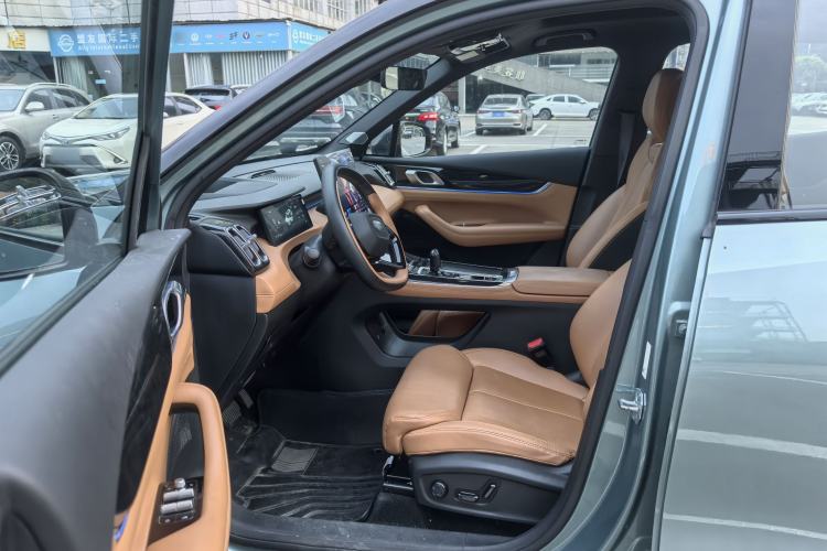 Used Geely Auto FX11 2025 4th Generation 1.5TD DCT Jinxiu Interior 1