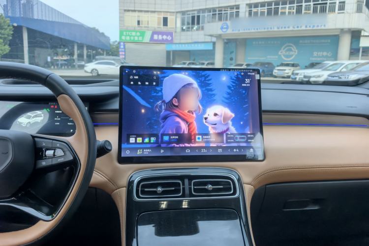 Used Geely Auto FX11 2025 4th Generation 1.5TD DCT Jinxiu Interior 10