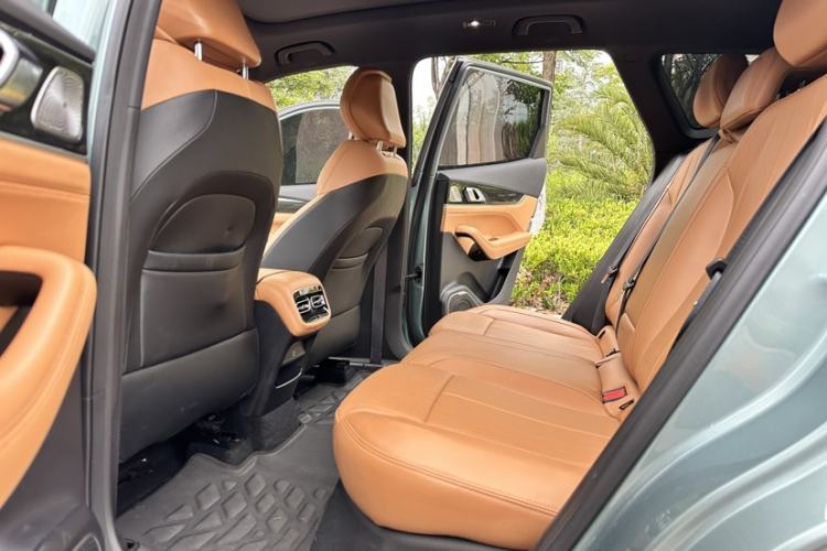 Used Geely Auto FX11 2025 4th Generation 1.5TD DCT Jinxiu Interior 3