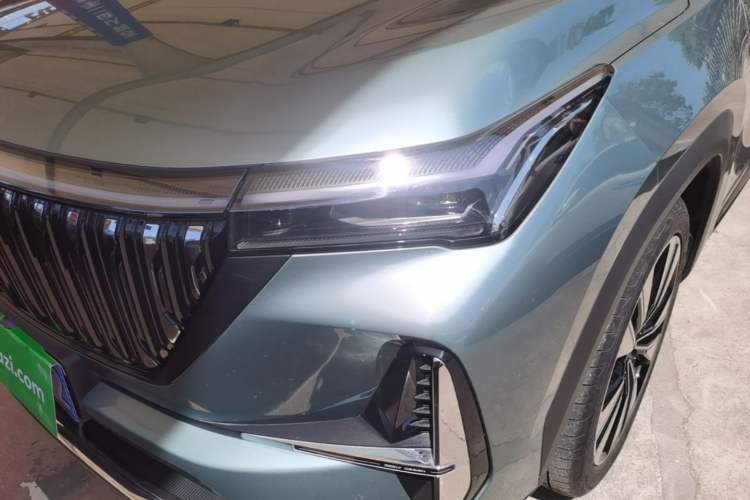 Used Geely Auto FX11 2025 4th Generation 1.5TD DCT Jinxiu Left Front Headlight