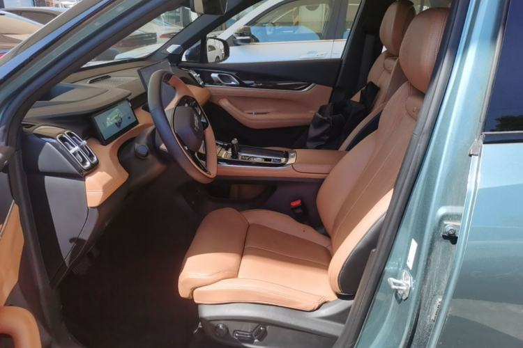 Used Geely Auto FX11 2025 4th Generation 1.5TD DCT Jinxiu Left Front Seat