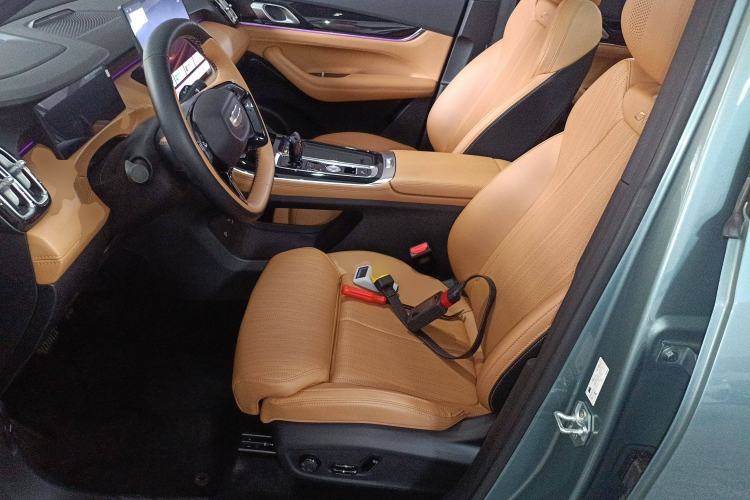 Used Geely Auto FX11 2025 4th Generation 1.5TD DCT Jinxiu Left Front Seat