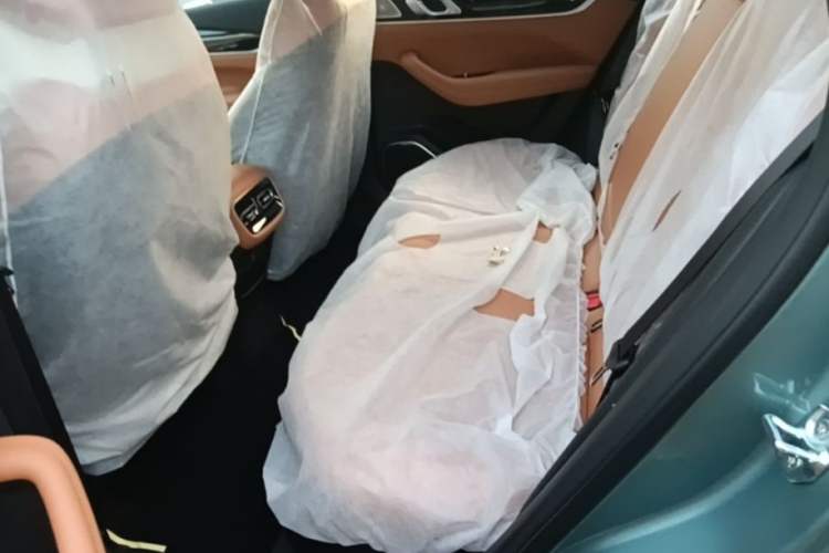 Used Geely Auto FX11 2025 4th Generation 1.5TD DCT Jinxiu Left Rear Seat