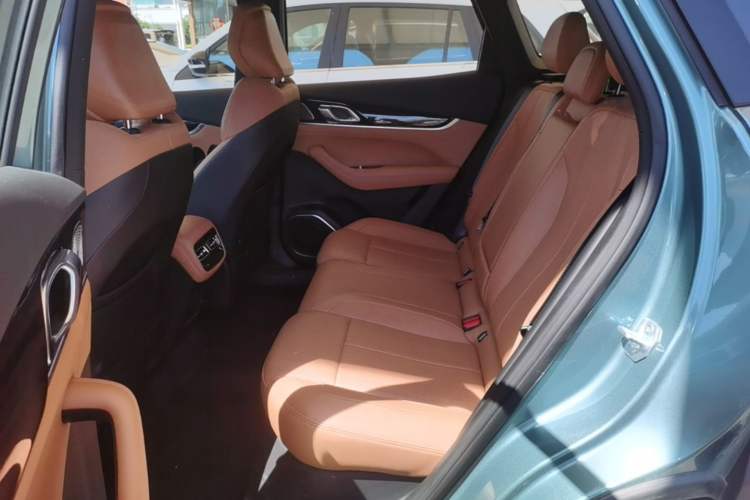 Used Geely Auto FX11 2025 4th Generation 1.5TD DCT Jinxiu Left Rear Seat