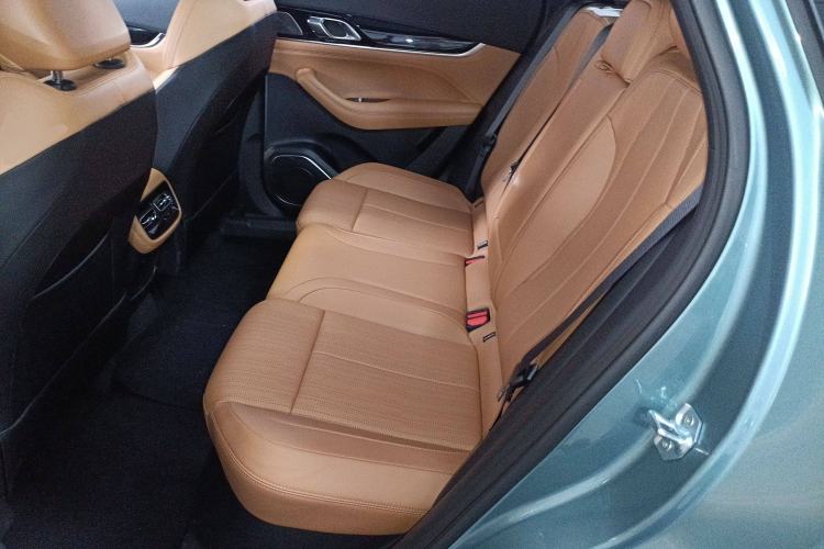 Used Geely Auto FX11 2025 4th Generation 1.5TD DCT Jinxiu Left Rear Seat