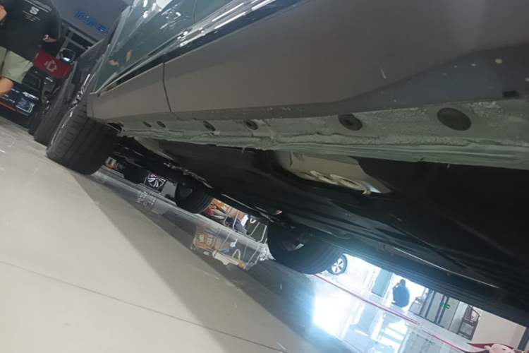 Used Geely Auto FX11 2025 4th Generation 1.5TD DCT Jinxiu Left Side Sill