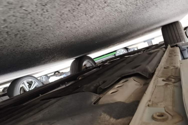 Used Geely Auto FX11 2025 4th Generation 1.5TD DCT Jinxiu Left Side Sill