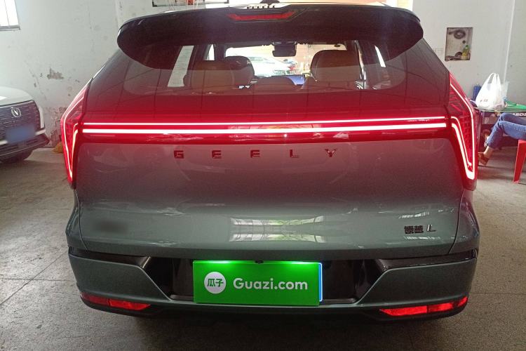Used Geely Auto FX11 2025 4th Generation 1.5TD DCT Jinxiu Rear