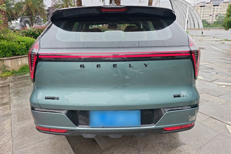 Used Geely Auto FX11 2025 4th Generation 1.5TD DCT Jinxiu Rear