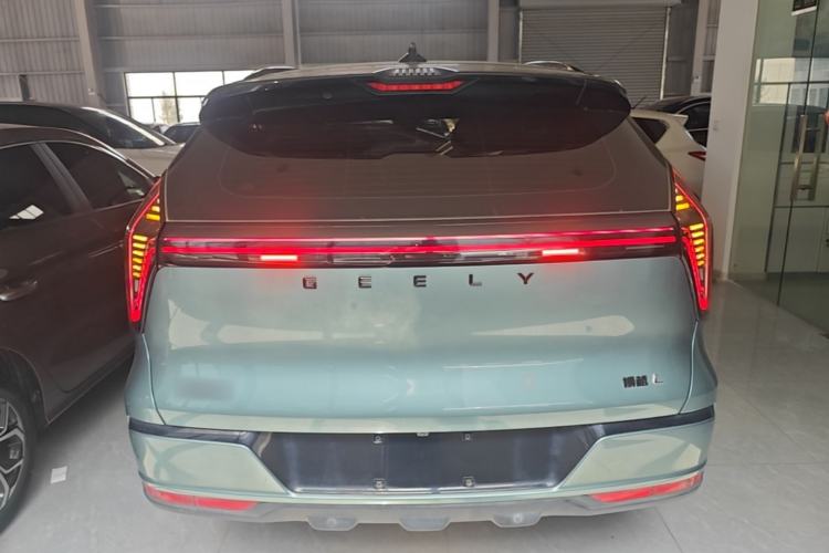Used Geely Auto FX11 2025 4th Generation 1.5TD DCT Jinxiu Rear