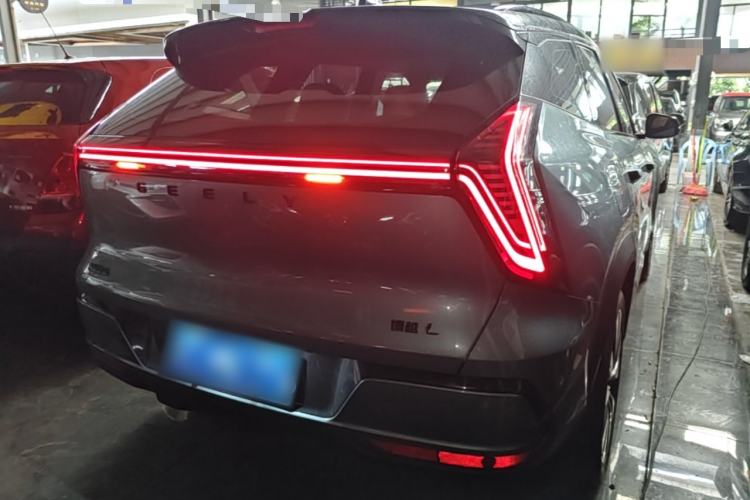 Used Geely Auto FX11 2025 4th Generation 1.5TD DCT Jinxiu Rear Right 45 Deg