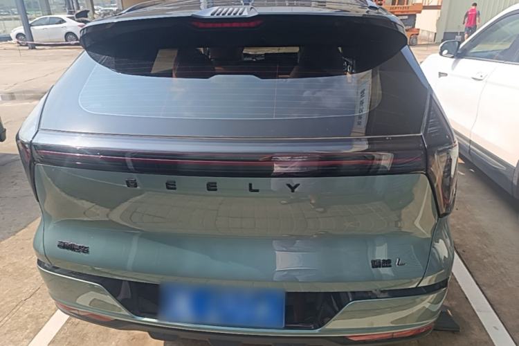 Used Geely Auto FX11 2025 4th Generation 1.5TD DCT Jinxiu Rear