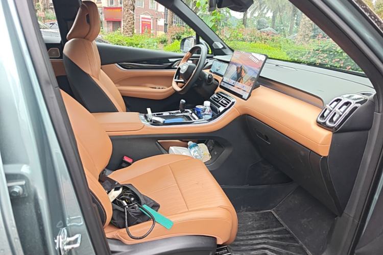 Used Geely Auto FX11 2025 4th Generation 1.5TD DCT Jinxiu Right Front Seat