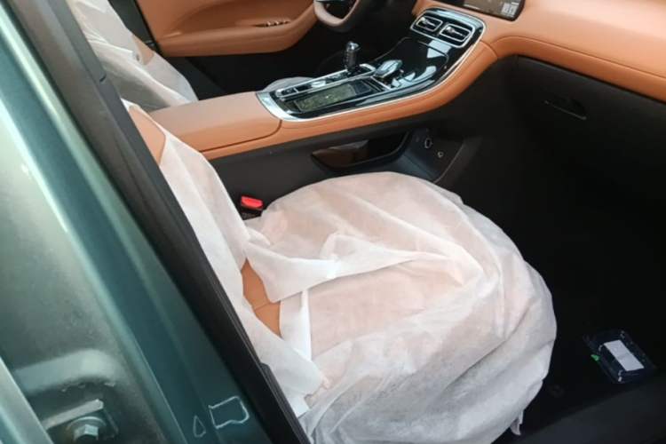 Used Geely Auto FX11 2025 4th Generation 1.5TD DCT Jinxiu Right Front Seat