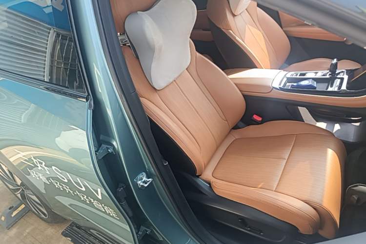 Used Geely Auto FX11 2025 4th Generation 1.5TD DCT Jinxiu Right Front Seat