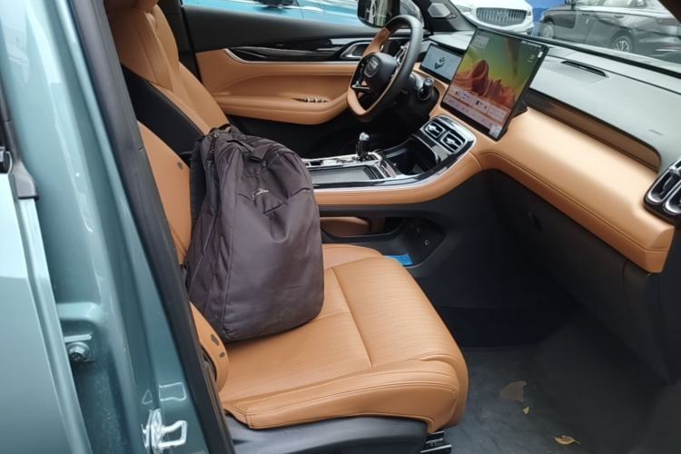 Used Geely Auto FX11 2025 4th Generation 1.5TD DCT Jinxiu Right Front Seat