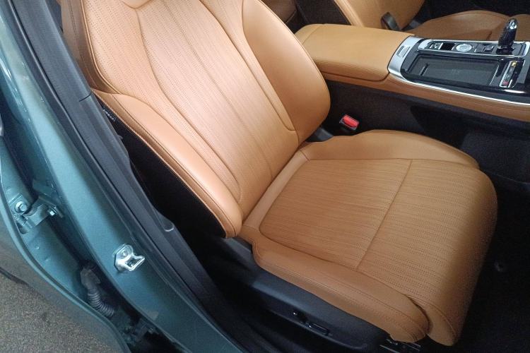 Used Geely Auto FX11 2025 4th Generation 1.5TD DCT Jinxiu Right Front Seat
