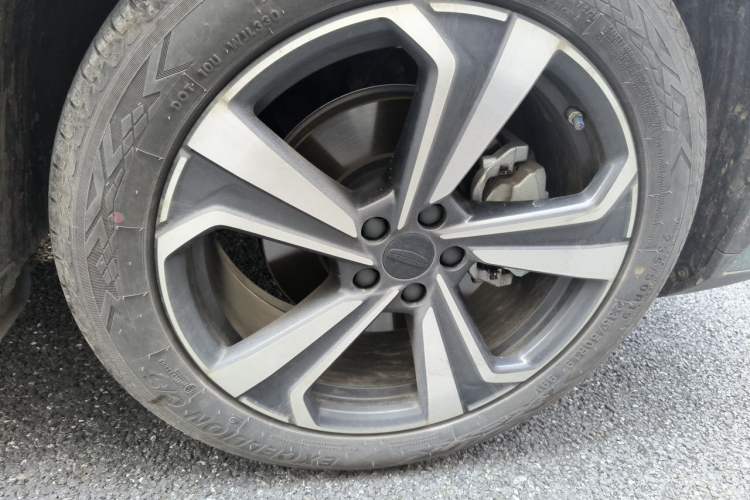 Used Geely Auto FX11 2025 4th Generation 1.5TD DCT - Shanhe Right Front Wheel Hub