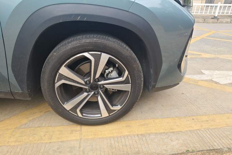 Used Geely Auto FX11 2025 4th Generation 1.5TD DCT - Shanhe Right Front Wheel Hub