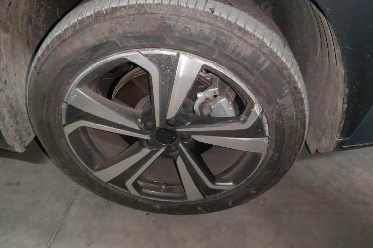 Used Geely Auto FX11 2025 4th Generation 1.5TD DCT - Shanhe Right Front Wheel Hub