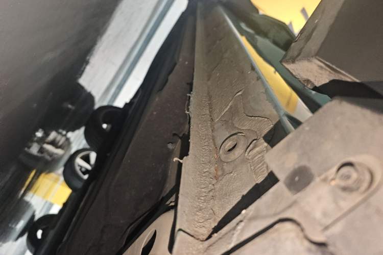 Used Geely Auto FX11 2025 4th Generation 1.5TD DCT Jinxiu Right Side Sill