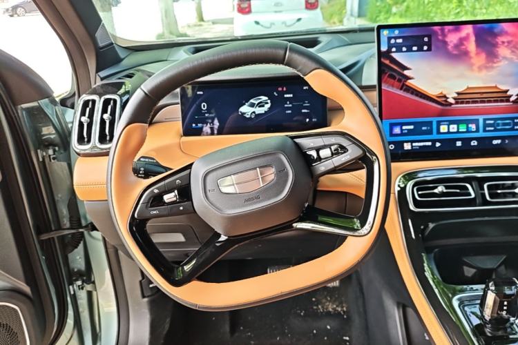 Used Geely Auto FX11 2025 4th Generation 1.5TD DCT Jinxiu Steering Wheel
