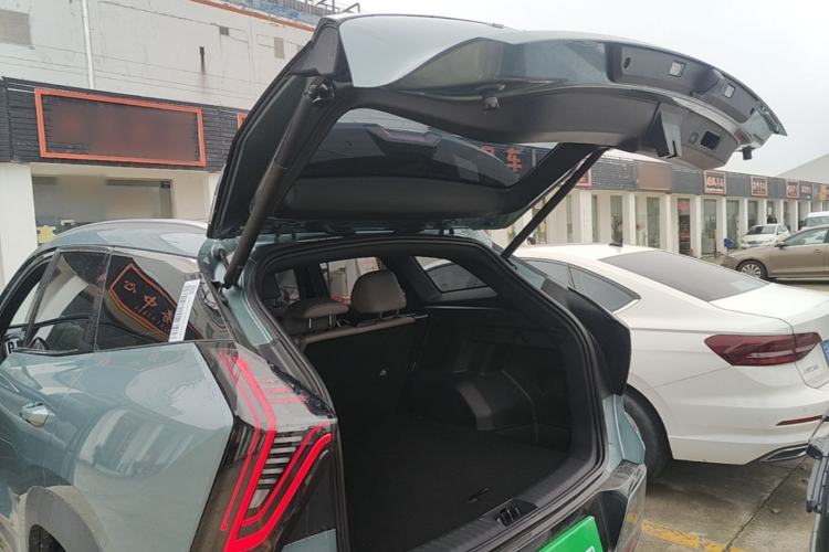 Used Geely Auto FX11 2025 4th Generation 1.5TD DCT – The Start Trunk