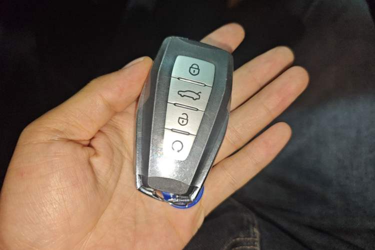 Used Geely Auto FX11 2025 4th Generation 1.5TD DCT Jinxiu Vehicle Key