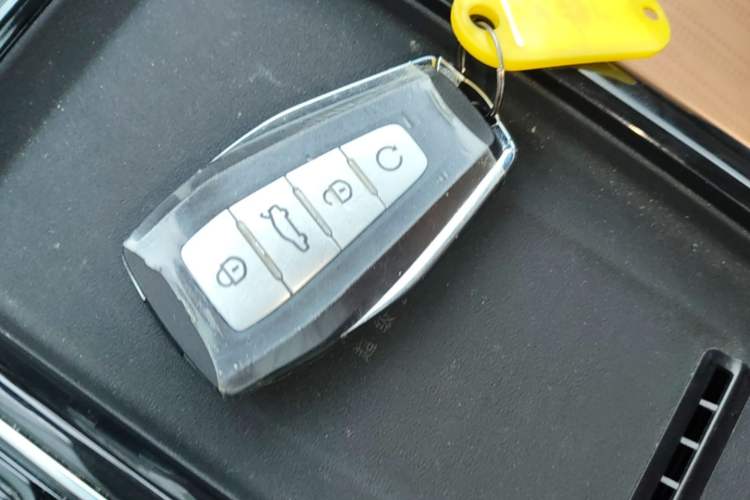 Used Geely Auto FX11 2025 4th Generation 1.5TD DCT Jinxiu Vehicle Key