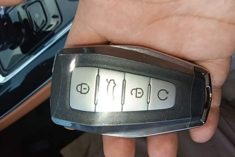 Used Geely Auto FX11 2025 4th Generation 1.5TD DCT Jinxiu Vehicle Key