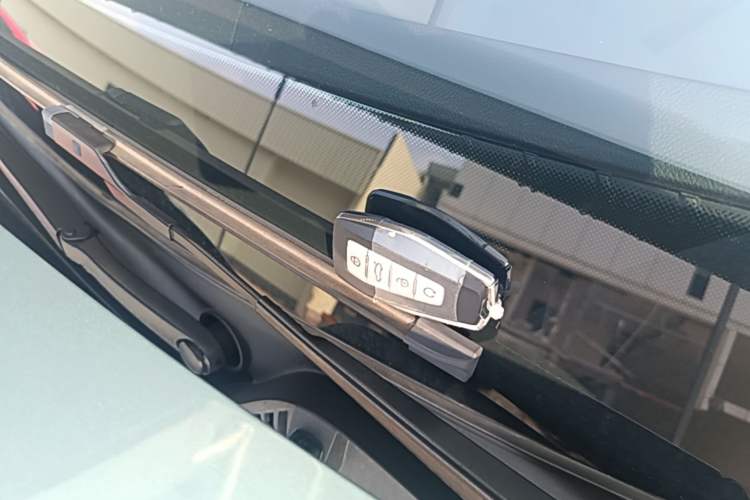 Used Geely Auto FX11 2025 4th Generation 1.5TD DCT Jinxiu Vehicle Key