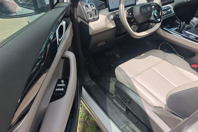 Used Geely Auto FX11 2025 4th Generation 1.5TD DCT - Shanhe Driver Seat