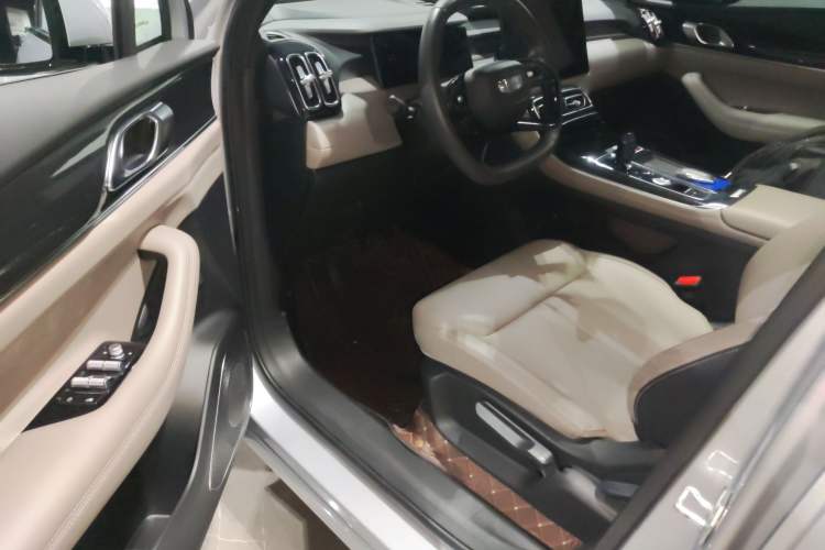 Used Geely Auto FX11 2025 4th Generation 1.5TD DCT – Setting Sail Driver Seat