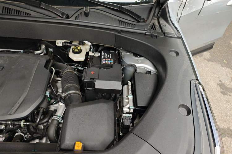 Used Geely Auto FX11 2025 4th Generation 1.5TD DCT Jinxiu Engine Bay Left