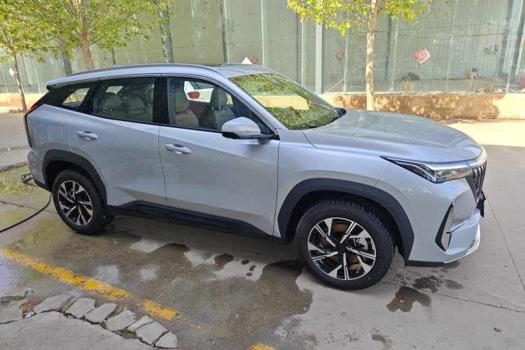 Used Geely Auto FX11 2025 4th Generation 1.5TD DCT – The Start Exterior 3