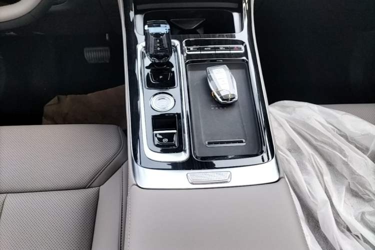Used Geely Auto FX11 2025 4th Generation 1.5TD DCT - Shanhe Gear Lever