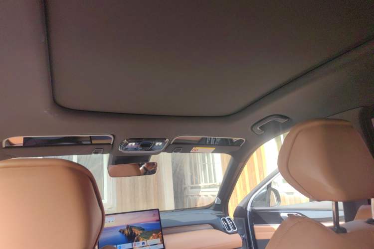 Used Geely Auto FX11 2025 4th Generation 1.5TD DCT Jinxiu Headliner