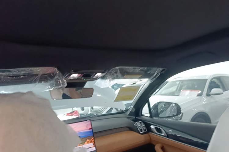 Used Geely Auto FX11 2025 4th Generation 1.5TD DCT Jinxiu Headliner
