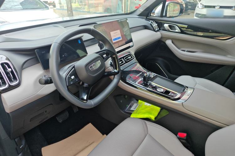 Used Geely Auto FX11 2025 4th Generation 1.5TD DCT – The Start Interior 2