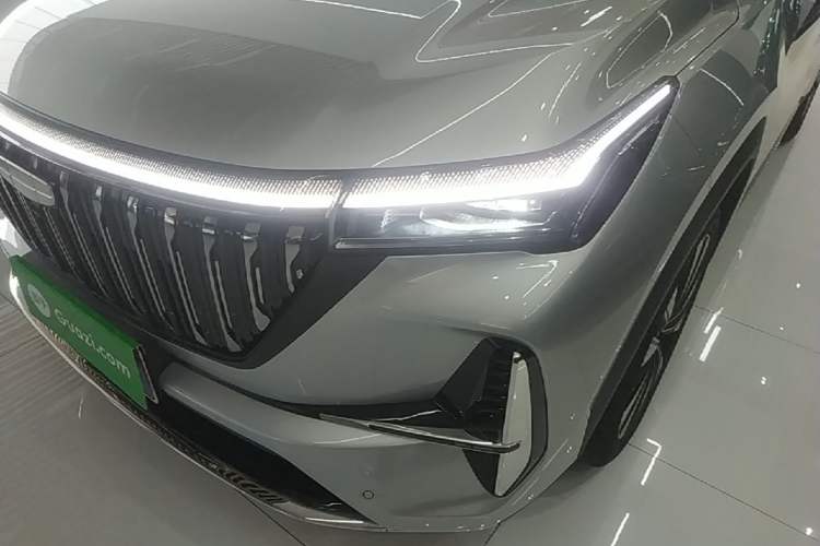 Used Geely Auto FX11 2025 4th Generation 1.5TD DCT Jinxiu Left Front Headlight