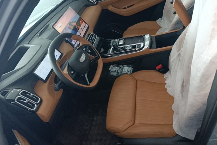 Used Geely Auto FX11 2025 4th Generation 1.5TD DCT Jinxiu Left Front Seat