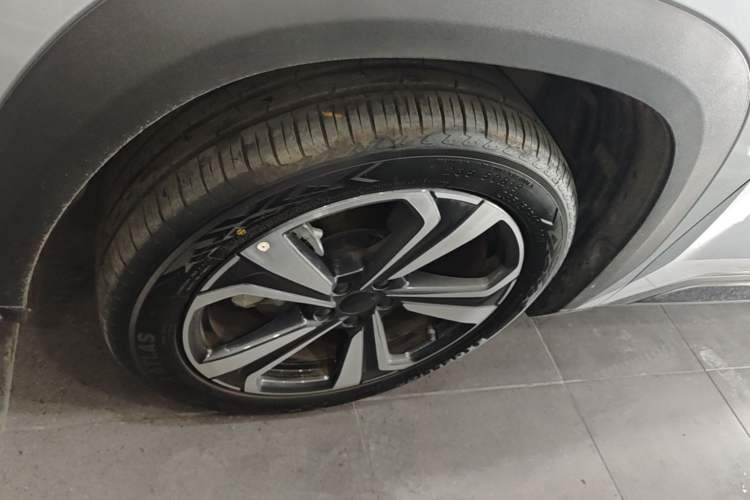 Used Geely Auto FX11 2025 4th Generation 1.5TD DCT - Shanhe Left Front Wheel Hub