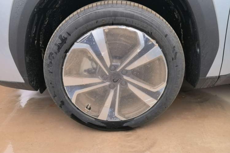 Used Geely Auto FX11 2025 4th Generation 1.5TD DCT - Shanhe Left Front Wheel Hub
