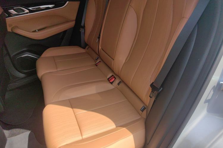 Used Geely Auto FX11 2025 4th Generation 1.5TD DCT Jinxiu Left Rear Seat