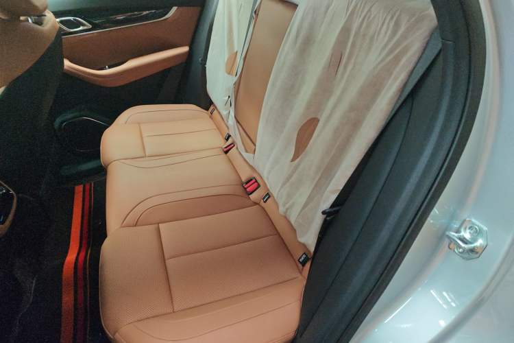 Used Geely Auto FX11 2025 4th Generation 1.5TD DCT - Shanhe Left Rear Seat