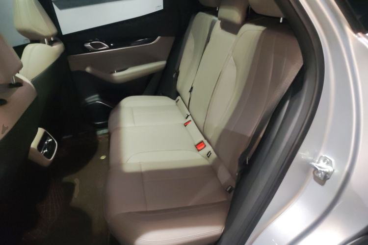 Used Geely Auto FX11 2025 4th Generation 1.5TD DCT – Setting Sail Left Rear Seat