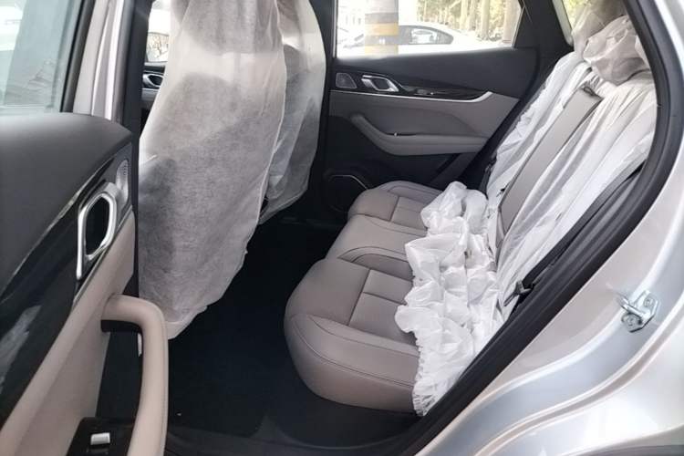 Used Geely Auto FX11 2025 4th Generation 1.5TD DCT - Shanhe Left Rear Seat