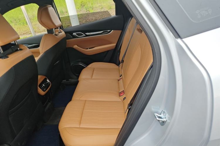 Used Geely Auto FX11 2025 4th Generation 1.5TD DCT Jinxiu Left Rear Seat