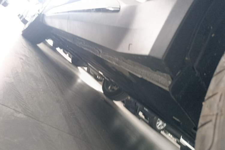 Used Geely Auto FX11 2025 4th Generation 1.5TD DCT Jinxiu Left Side Sill